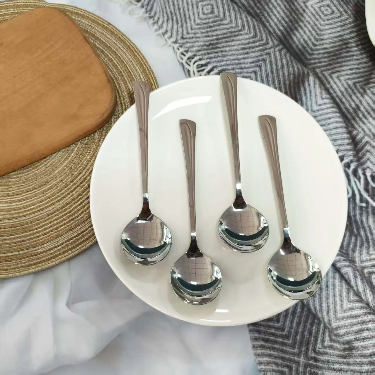 8PCS Korean-Style Long-Handled Spoon cutlery, Stainless Steel Household Rice Mixing Spoon, Dishwasher Safety for Party Camping