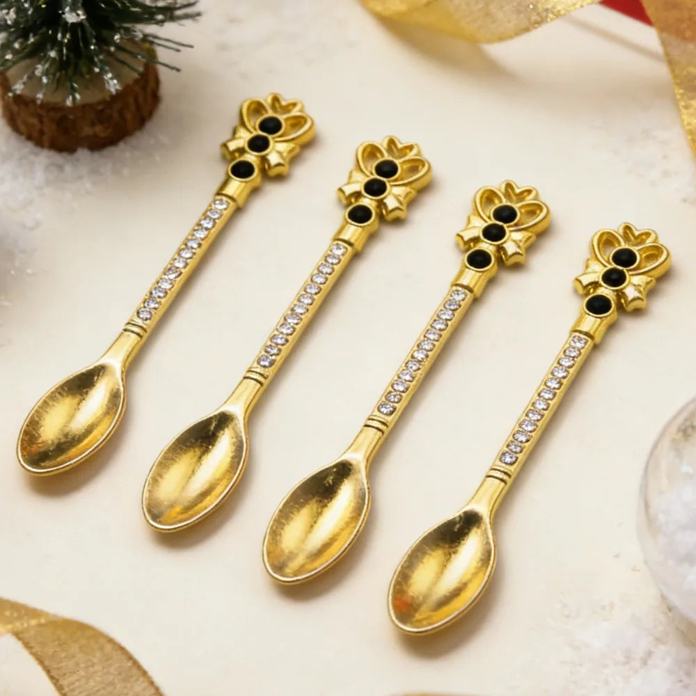 4Pcs 8.2cm Creative Butterfly Design Metal Oil Spoon Small Shovel Smoking Accessories Kitchen Gadgets